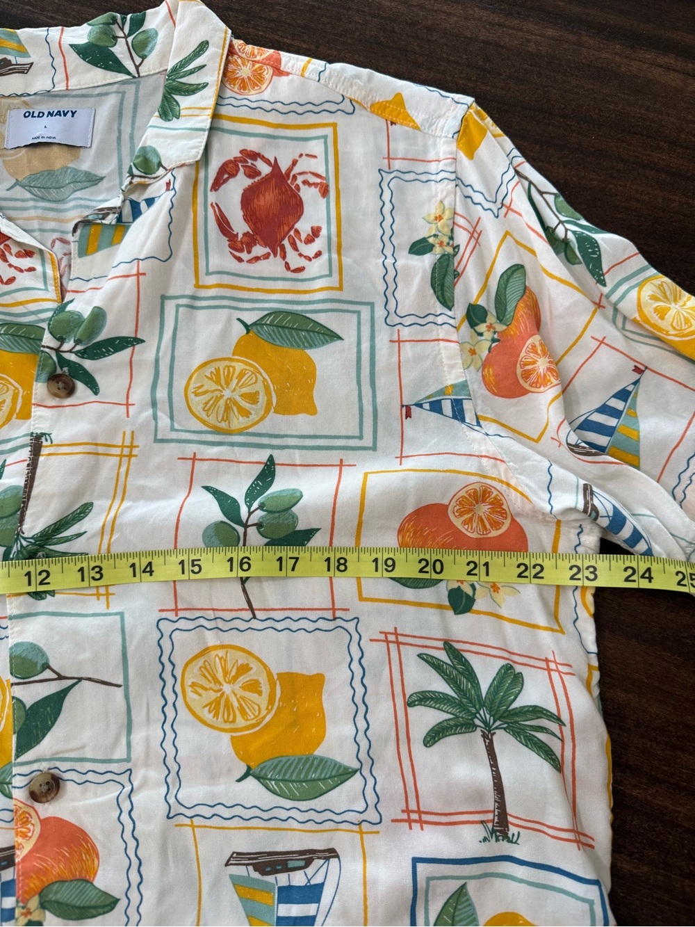 Old Navy White Short-Sleeve Button-Up Shirt with Yellow & Green Citrus Print - Picture 5 of 7
